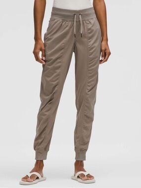 Lululemon Dance Studio Mid-rise Jogger beige  size 8